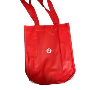 Lululemon reusable bag